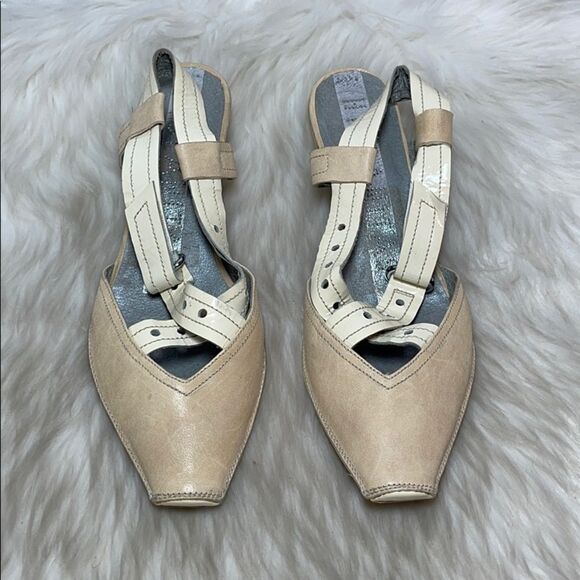 Hispanitas Cream/Off White Square Toe Slingbacks - Picture 2 of 7